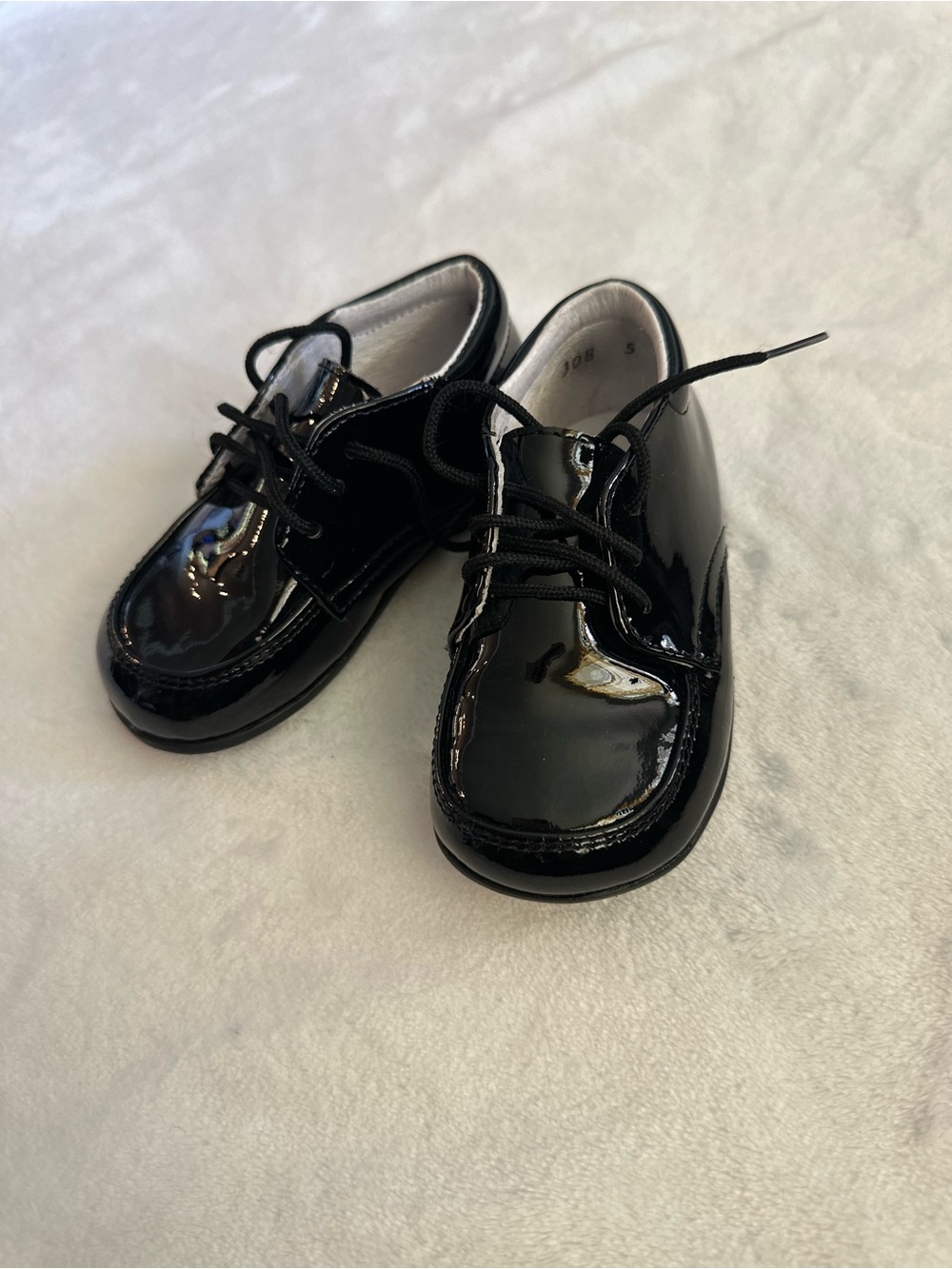 Tip Top Kids Black Patent Lace-Up Dress Shoes